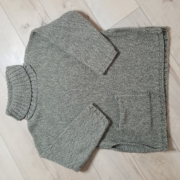 Kirsten Scarcelli Sweaters - Kirsten Scarcelli Women's Oversized Turtleneck Sweater tunic with pockets